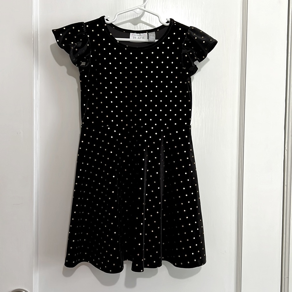 The Children’s Place dress for little girl 👧🏻